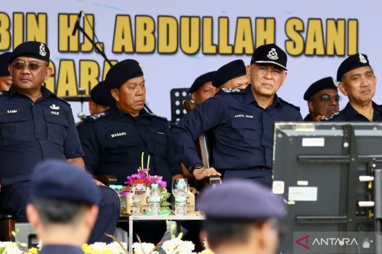 94.411 Aparat Polisi Amankan Pemilu Malaysia