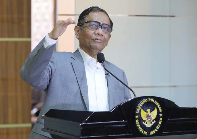 Mahfud MD Tegaskan Tragedi Kanjuruhan Bukan Bentrok Antarsuporter