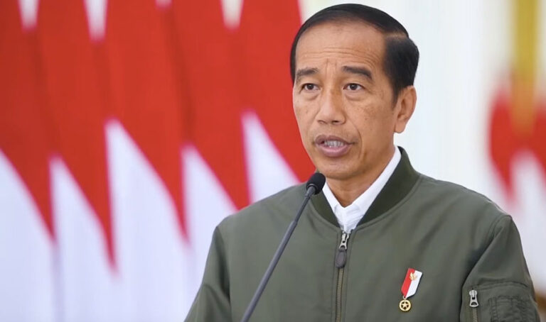 Jokowi Minta Usut Tuntas dan Hentikan Liga 1