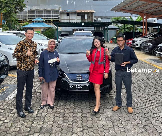 PLN Batam Pilih Mobil Listrik Nissan Leaf Sebagai Kendaraan Operasional