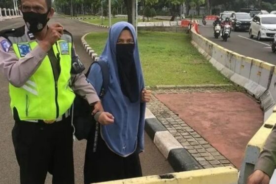 Siti Elina Terobos Istana Bukan atas Perintah Suaminya
