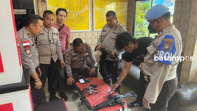 Polresta Barelang Cek Senjata Api Serta Ruang Tahanan di Polsek Lubukbaja