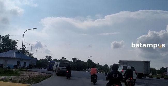 Pengendara Kewalahan di Simpang Basecamp dan Barelang