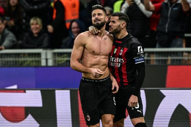 Gol Akrobatik Giroud Menangkan AC Milan 2-1