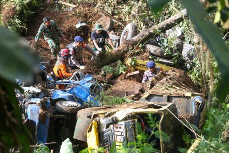 Gempa Cianjur, 321 Orang Meninggal, 11 Masih Hilang