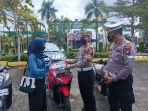 Pelat Nomor Kendaraan Model Baru, mulai Berlaku di Tanjungpinang