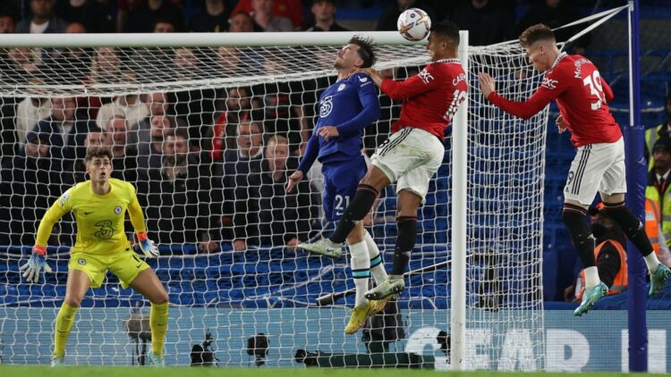 Casemiro, Raja Angkat Beban Manchester United