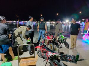 Aktivitas Mocil Mengancam Keselamatan Pengunjung Taman Gurindam 12