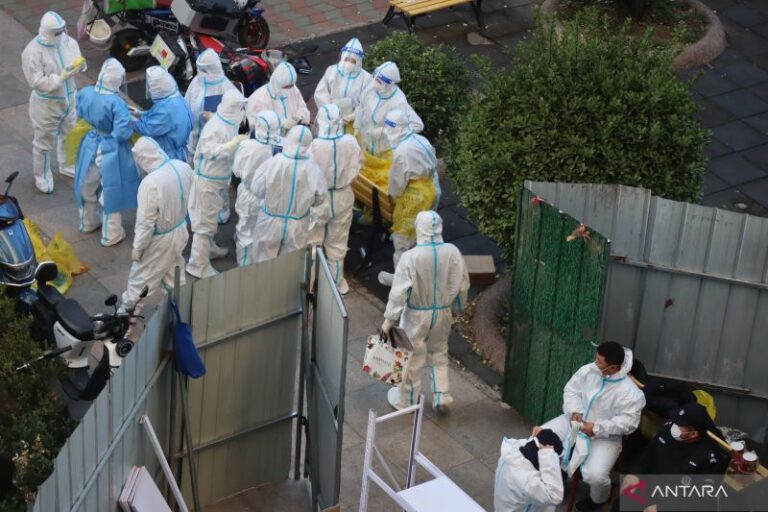 Kasus Covid-19 Tak Terkendali, Tiongkok Tunda Pelaksanaan Tes CPNS