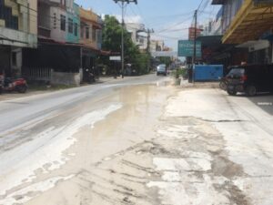 Lumpur Pasir dari Bukit Belakang Plaza Elektronik Kotori Jalan A Yani