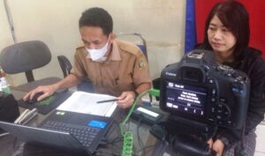 Lakukan Perekaman E KTP, Disduk Capil Karimun Turun ke Sekolah