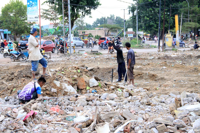 Pelebaran Jalan Hang Jebat Batubesar Belum Dilanjutkan