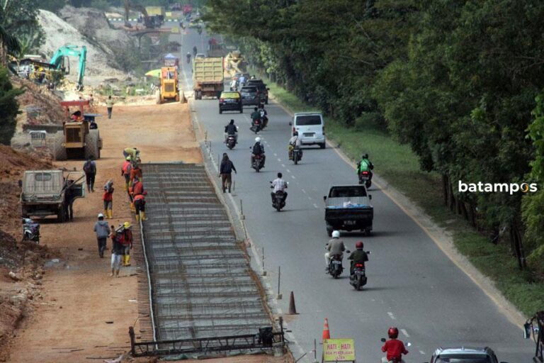 Proyek Peningkatan Jalan di Batuaji dan Sagulung Diharapkan Rampung Akhir Tahun