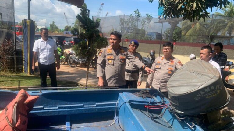 Cuaca Buruk, Pengguna Transportasi Laut Diminta Waspada