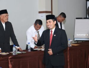 12 Panwascam di Tanjungpinang Dilantik