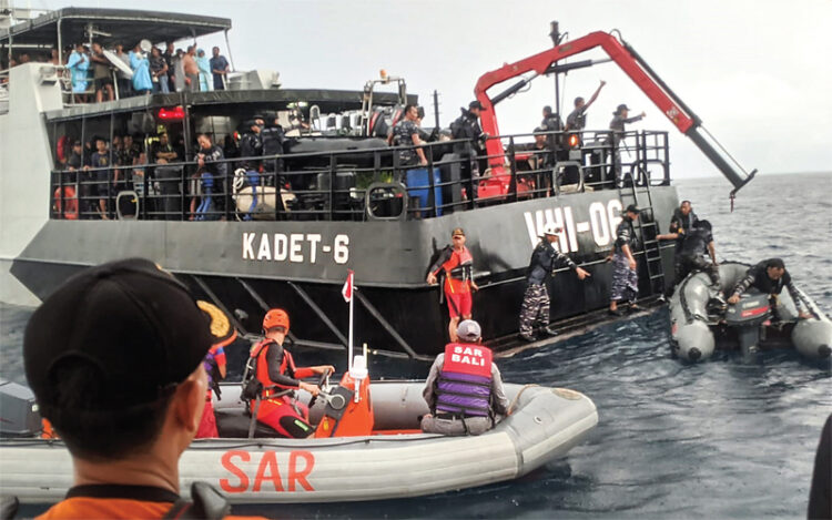Kapal Terbakar, Seluruh Penumpang-ABK Terevakuasi