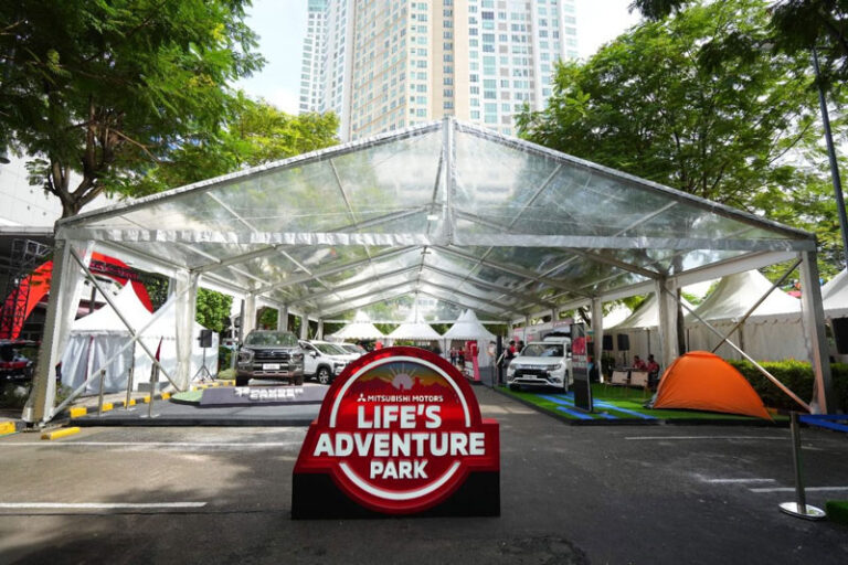 Serah Terima 50 Unit New Xpander Cross kepada Konsumen di Life’s Adventure Park
