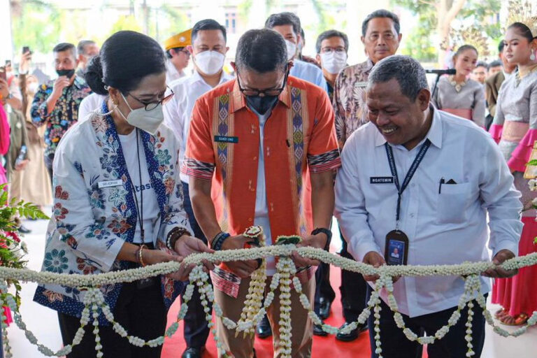 Menparekraf Resmikan Gedung Rektorat Poltekpar Medan