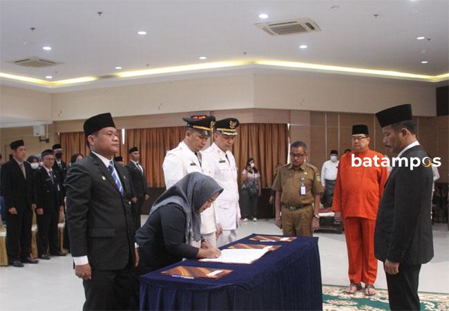 Wali Kota Lantik Sejumlah Pejabat di Lingkungan Pemko Batam