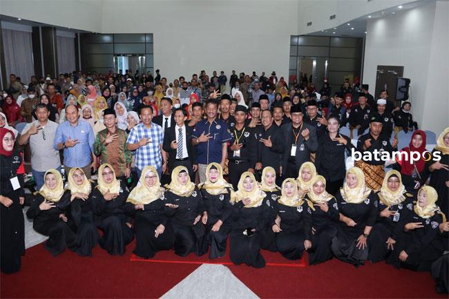 Wali Kota Batam Praktekkan Cara Berpidato di Depan Umum