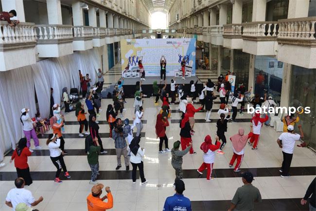 PLN Batam Gelar Senam Sehat Bersama Pelanggan