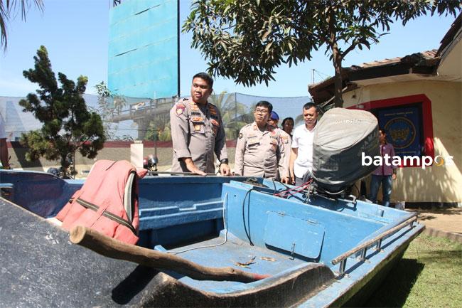 Penampakan Boat Pembawa PMI Ilegal di Batam, Ukuran Kecil Dengan Mesin 200 PK