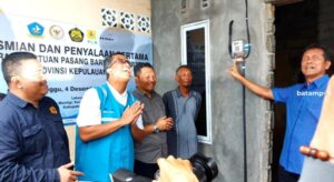 86 Masyarakat Bintan Terima Bantuan Pasang Baru Listrik