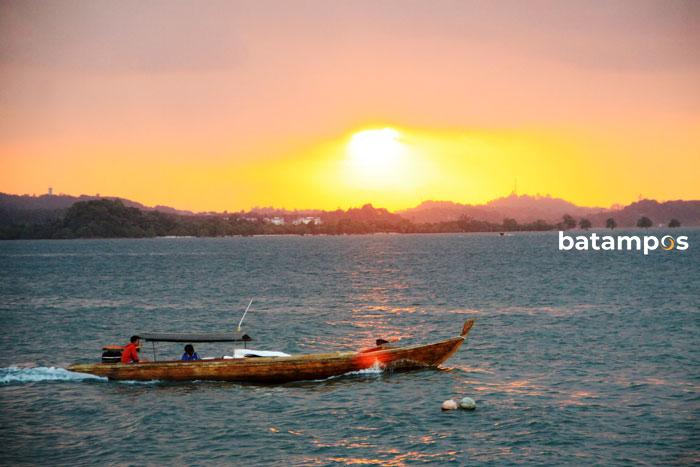 Gelombang Laut Tinggi dan Angin Kencang Diprakirakan Berlangsung Selama Satu Minggu