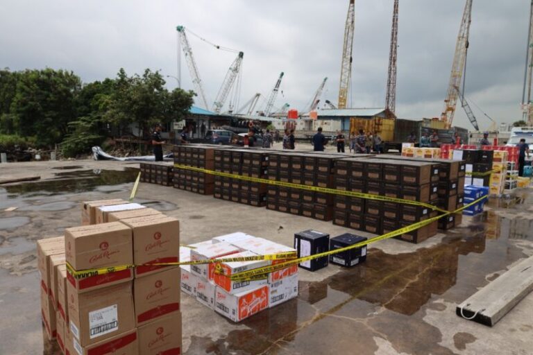 Penyelundup Ribuan Miras Dari Singapura Divonis 1,5 Tahun Penjara