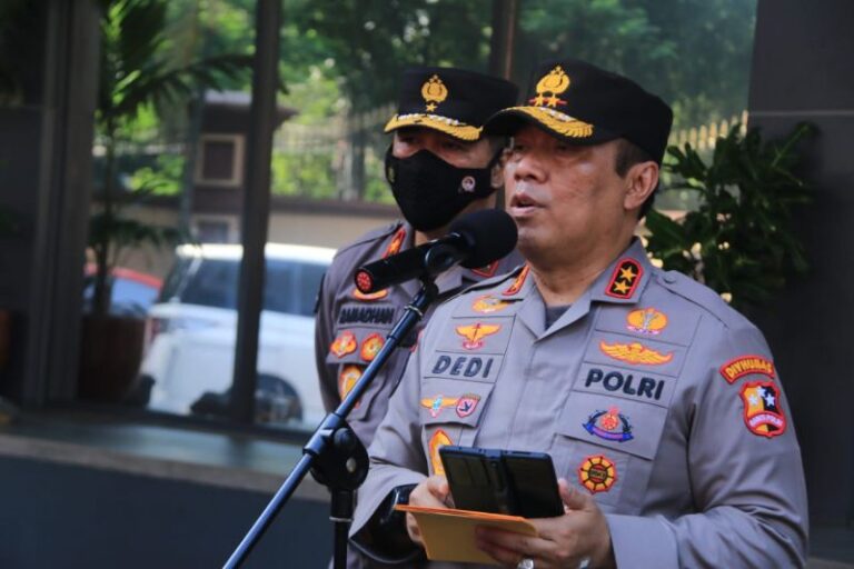 Operasi Lilin Nataru 2022, Polri Kerahkan 102 Ribu Personel