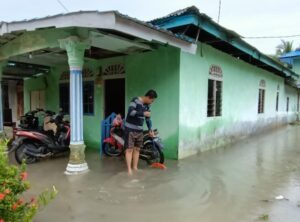 Hujan, Sejumlah Rumah di Payatogok, Tanjungbatu Banjir