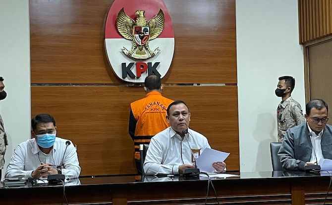 KPK Duga Hakim Yustisial Edy Wibowo Terima Suap Rp 3,7 Miliar