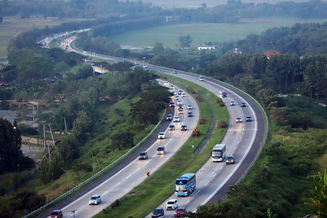 Jelang Libur Nataru, 600 Ribu Kendaraan Tinggalkan Jakarta