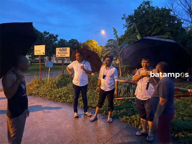 Drainase Belum Rampung, Banjir di Depan Plaza Aviari