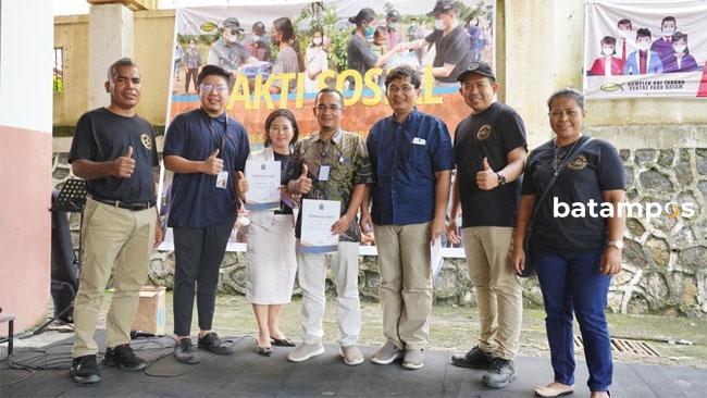 Cahaya Obor Berkat Bagikan 500 Paket Sembako