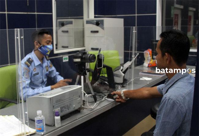 Di Imigrasi Batam Buat Paspor Bisa Selesai Satu Hari, Ini Syarat dan Biayanya