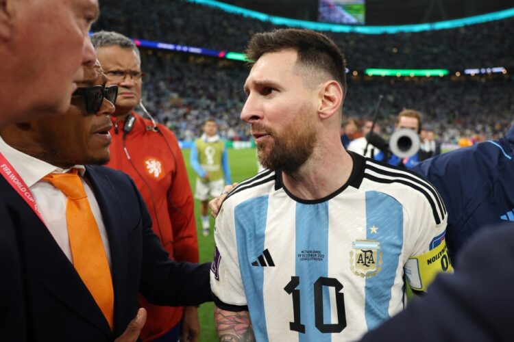 Konfrontasi, Lionel Messi ke Rombongan Belanda: Apa Lihat-lihat!