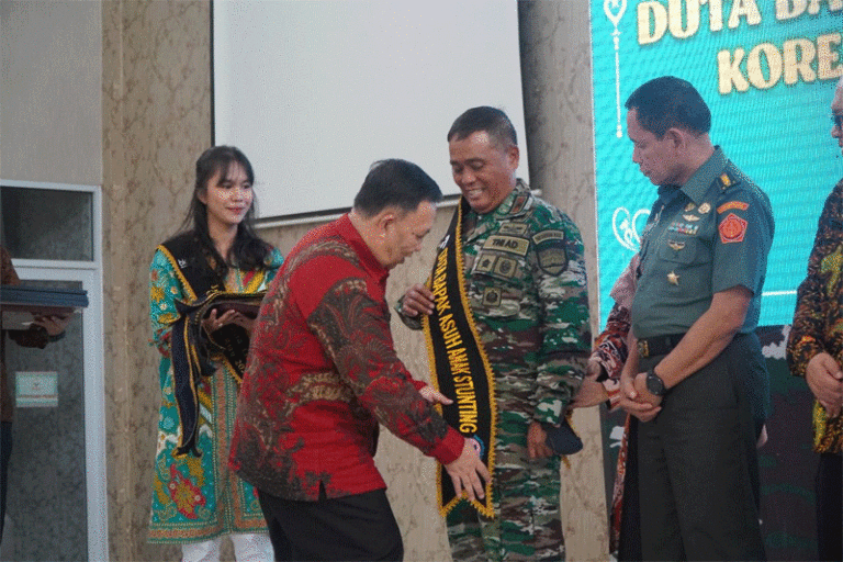 115 Bapak Asuh Anak Stunting Dikukuhkan di Kepri
