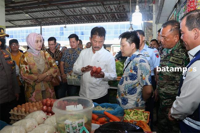 Wali Kota Batam Ingatkan Pedagang dan Distributor Tidak Naikkan Harga Sembako