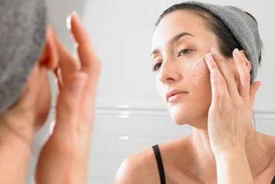 Skincare Simpel yang Bikin Glowing Akan Jadi Tren Tahun Depan