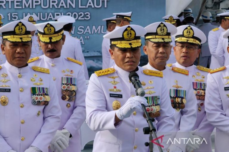 TNI AL Remajakan 41 Kapal Perang