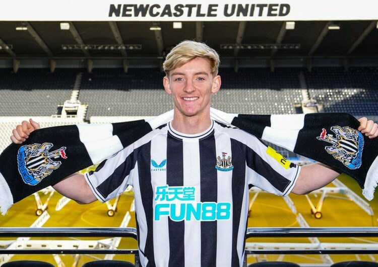 Gaet Wonderkid Young Lions, Newcastle Rogoh Kocek Dalam-dalam