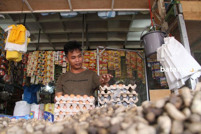 Harga Telur Ayam Ras di Batam Tembus Rp 58 Ribu Per Papan