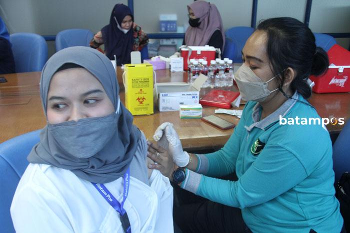 7.634 Warga Batam Telah Vaksinasi Booster Kedua