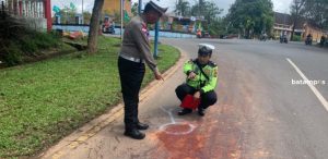 Tak Pakai Helm, Penumpang Motor Terjatuh ke Aspal Tewas usai Dirawat di Rumah Sakit