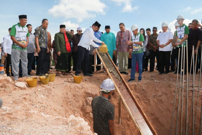 Peletakan Batu Pertama Masjid Hagia Sophia di Emirates Residence, Batam