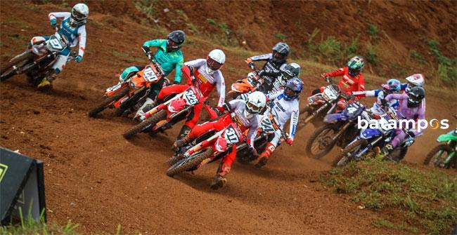 Crosser Astra Honda Dominasi Gelar Juara di Kejurnas Motocross 2022