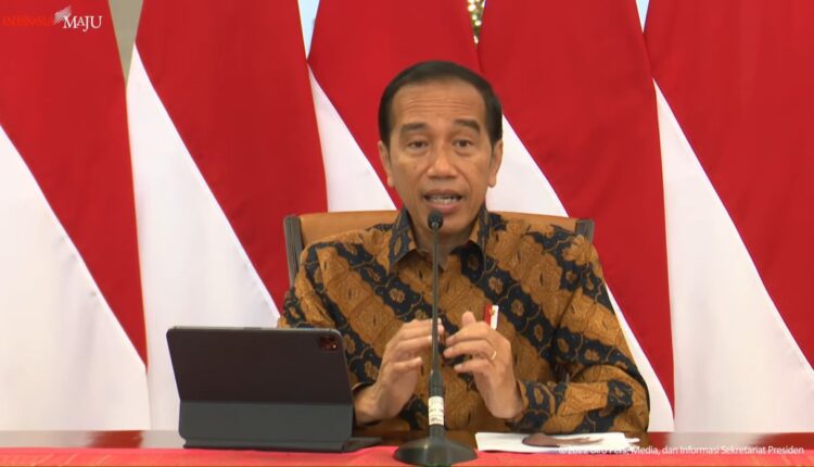 Jokowi Tegaskan Jabatan Kepala Desa Hanya 3 Periode