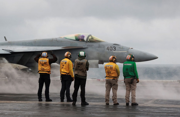 Kerahkan Kapal Induk Nimitz, AS Unjuk Kekuatan di Laut Tiongkok Selatan