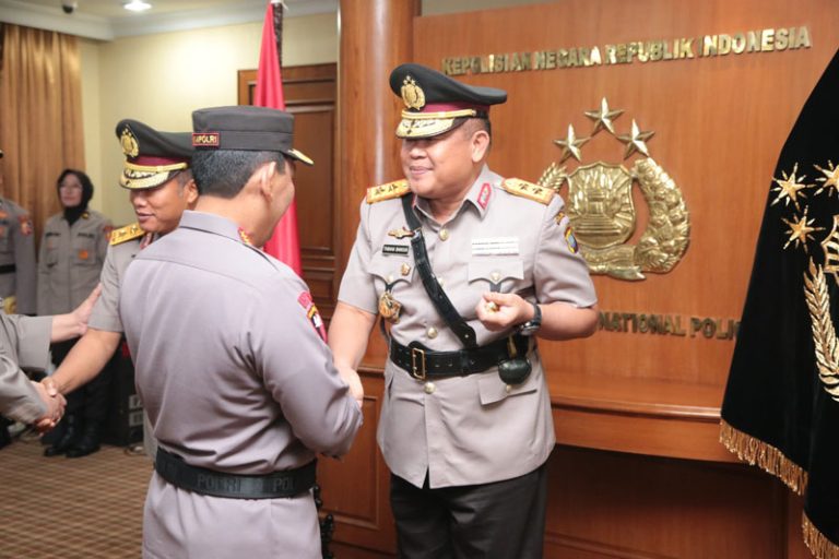 Irjen Pol Tabana Bangun Resmi Menjabat Kapolda Kepri